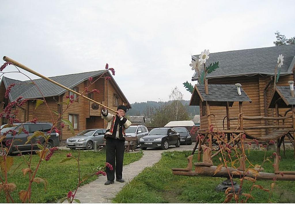 Hotel Gerdan Verkhovina Verkhovyna Esterno foto
